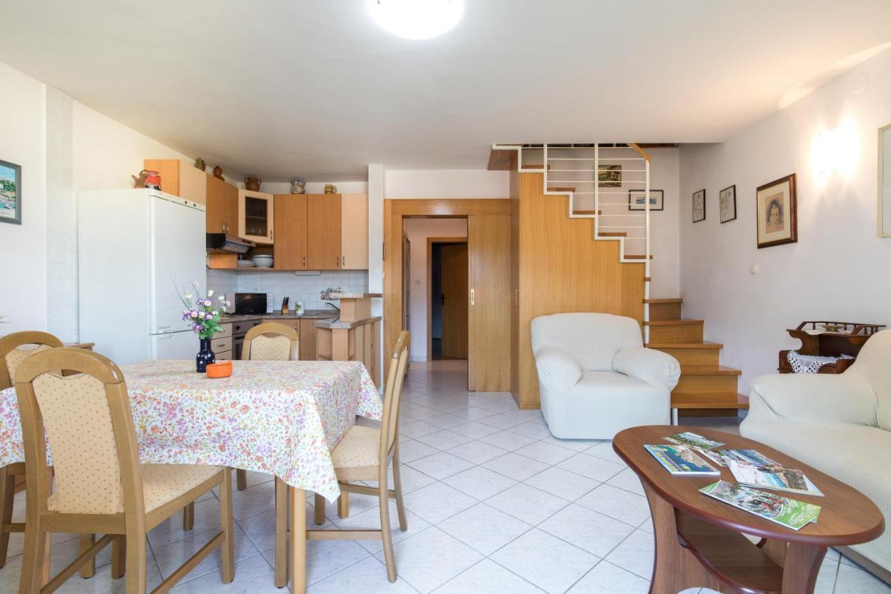 Apartment Glorija With Balcony Baška Zewnętrze zdjęcie